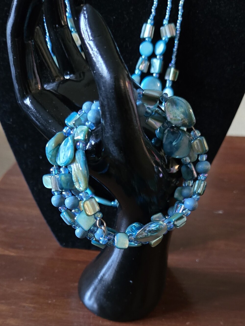 Turquoise Shell Wired Braclet
